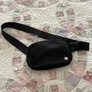 NWOT. Black Lululemon Belt Bag.